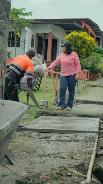 Día a día realizamos recorridos por distintos puntos del corregimiento, principalmente para verificar los avances de los trabajos que estamos llevando adelante, asegurándonos de que las acciones se ejecuten y respondan a las necesidades de nuestra gente.

Estos recorridos también nos permiten identificar nuevos problemas y situaciones que aquejan a la comunidad para buscar alternativas y gestionar soluciones.

Sabemos que seguimos enfrentando desafíos importantes, como la recolección de basura y la falta de agua, temas que continuamos atendiendo y gestionando sin dejar de lado las demás necesidades de nuestro corregimiento.

Seguimos trabajando en las calles, porque estar cerca de nuestra gente es la mejor manera de conocer, atender y avanzar. 

#TrabajandoPorTí #TuBienestarNuestraMisión